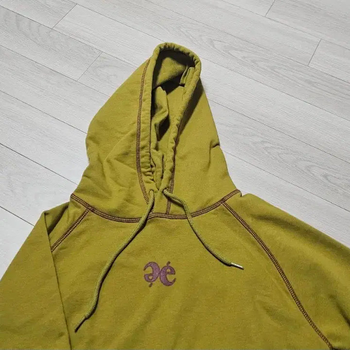 [BUNJANG] Stitch Point Hoodie / 예예 스티치포인트 후드티