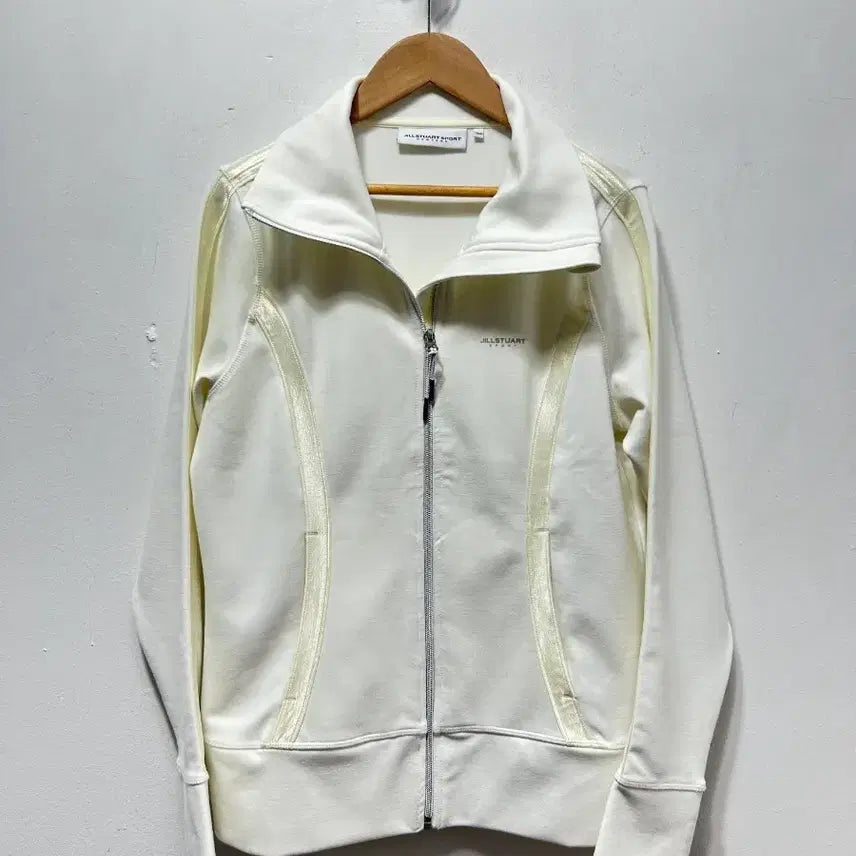 [SOLD OUT] 질스튜어트 스포츠 아이보리 트랙 자켓 100사이즈