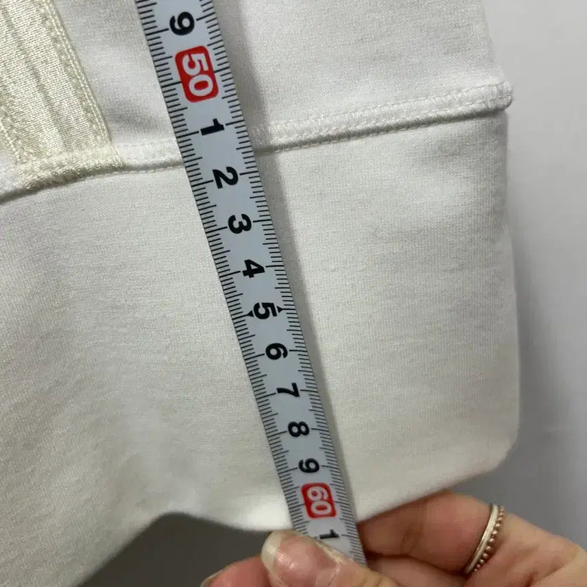 [SOLD OUT] 질스튜어트 스포츠 아이보리 트랙 자켓 100사이즈