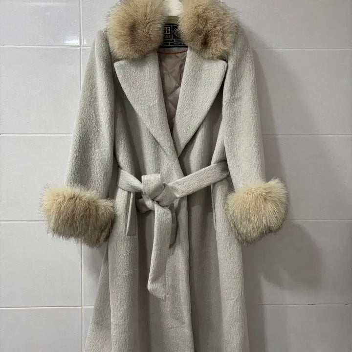 [BUNJANG] Alpaca Coat / 폭스배색 알파카 코트
