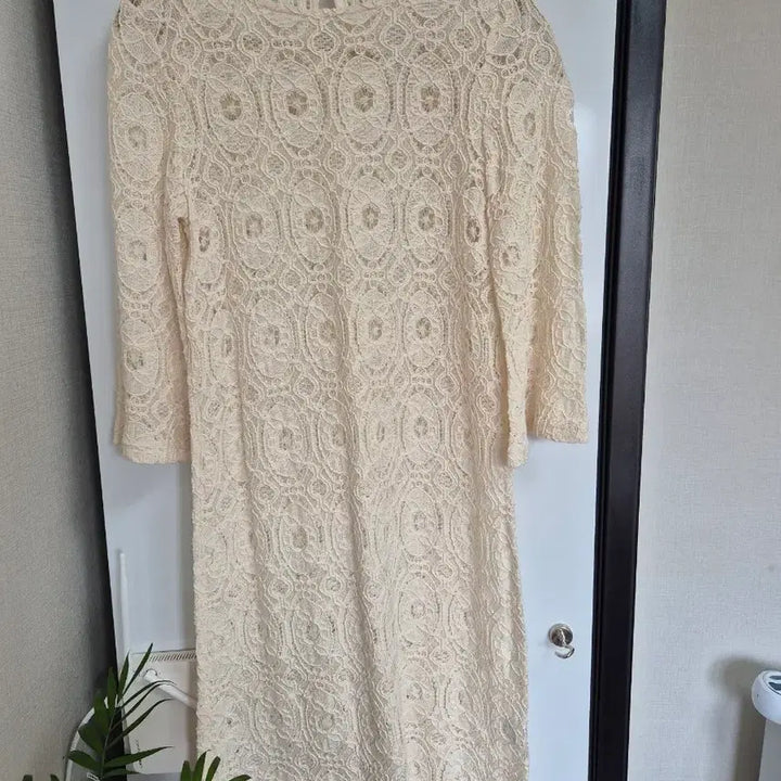 [BUNJANG] Ivory Lace Dress / 아이보리 레이스 원피스