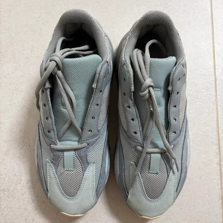 [BUNJANG] Adidas Yeezy Boost 700 Inertia (Size: 270mm) / 아디다스 이지 부스트 700 이너시아 270