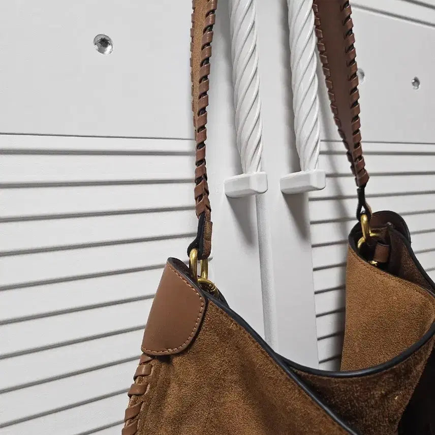 [BUNJANG] Gogirl Real Suede Hobo Bag / (고걸) 리얼스웨이드가방