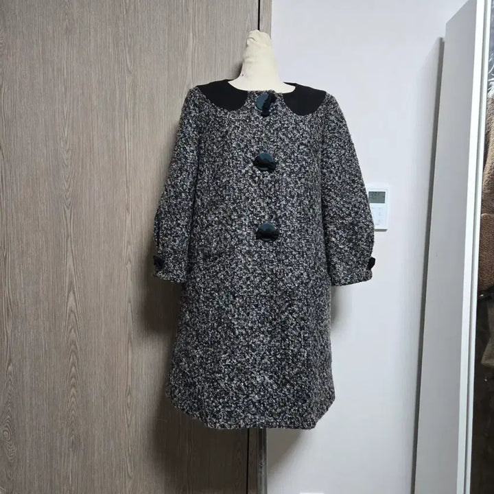 [BUNJANG] Gibi Tweed Collar Long Coat / 기비 귀요미 트위드  카라 롱 코트