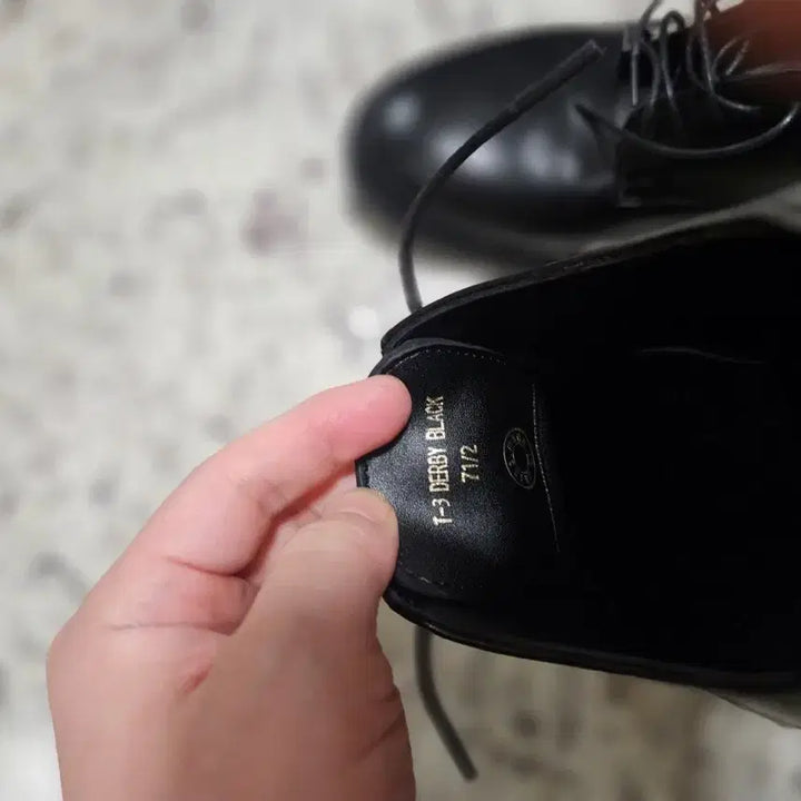 [BUNJANG] Postman T3 Derby Shoes / 포스트맨 T3 더비 블랙