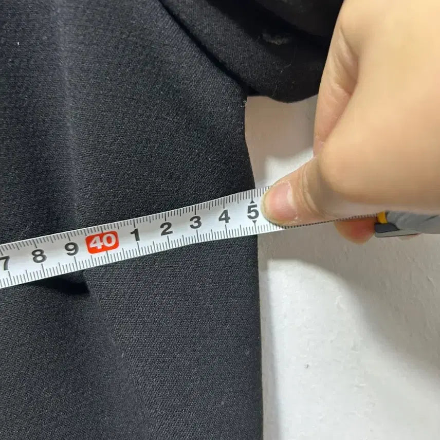 [SOLD OUT] 메리 겨울 블랙 화이트 카라 반팔 원피스 S