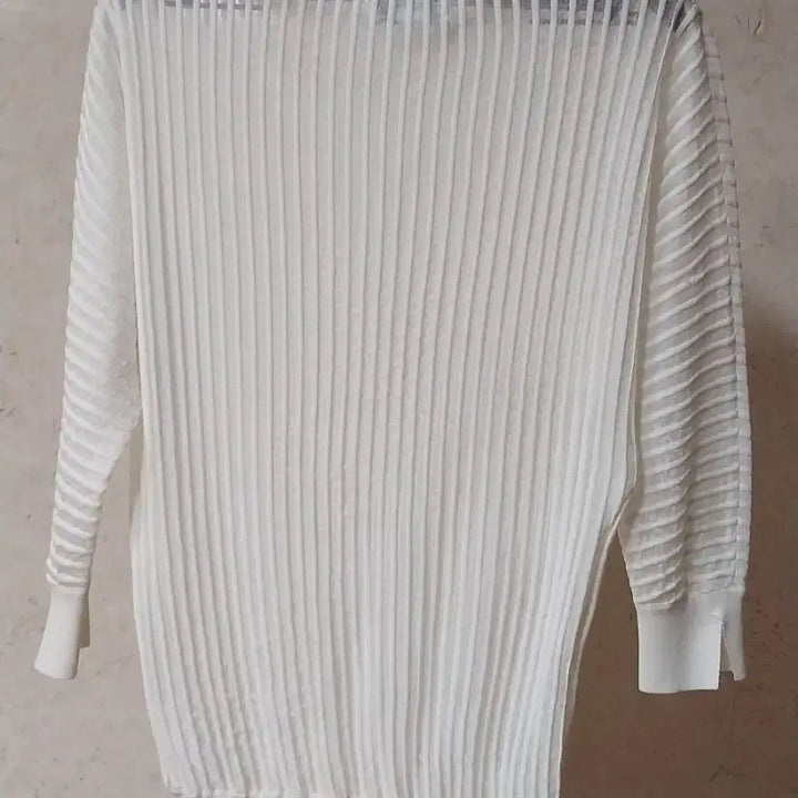 [BUNJANG] Obze Ivory Pleated See-Through Blouse / 오브제 시스루 플리츠 블라우스