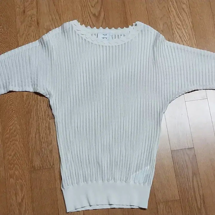 [BUNJANG] Obze Ivory Pleated See-Through Blouse / 오브제 시스루 플리츠 블라우스