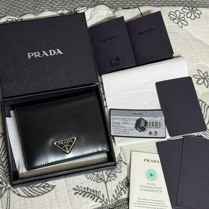 [BUNJANG] Prada Brushed Leather Wallet Black / [정품] 프라다 브러쉬드 레더 반지갑 블랙