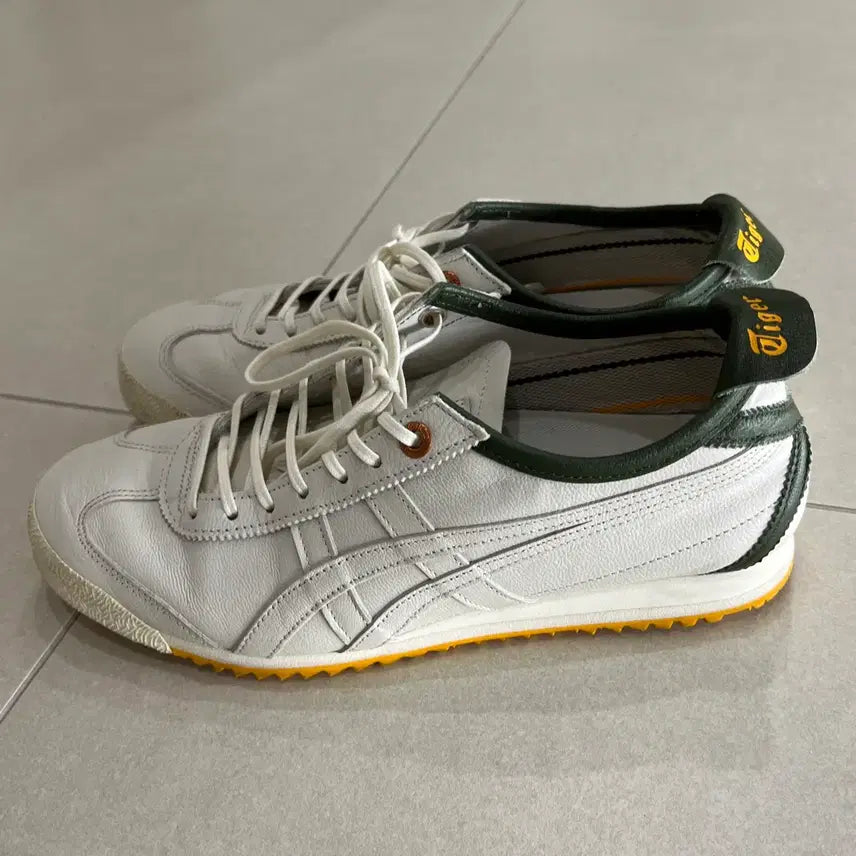 [BUNJANG] Adidas Sneakers 230 / 아이다스 스니커즈 230