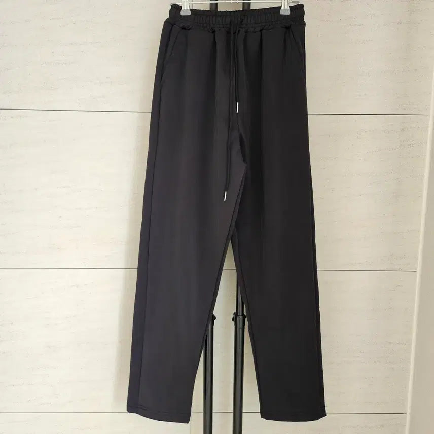 [BUNJANG] Unbranded Women's Fleece Lined Training Pants M Size / 새상품) 여성 기모 트레이닝 바지 M 사이즈