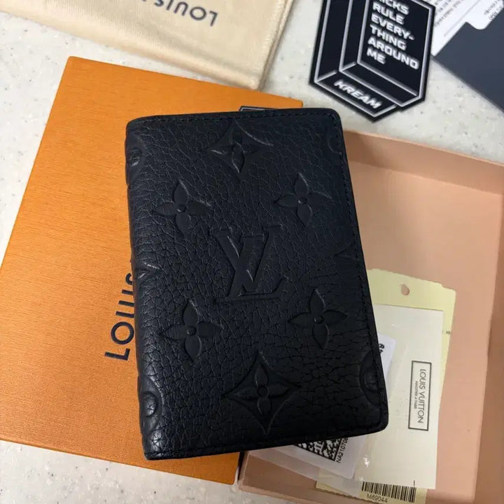 [BUNJANG] Louis Vuitton Pocket Organizer Taurillon Monogram Black / 루이비통 포켓 오거나이저 토뤼옹 모노그램 블랙
