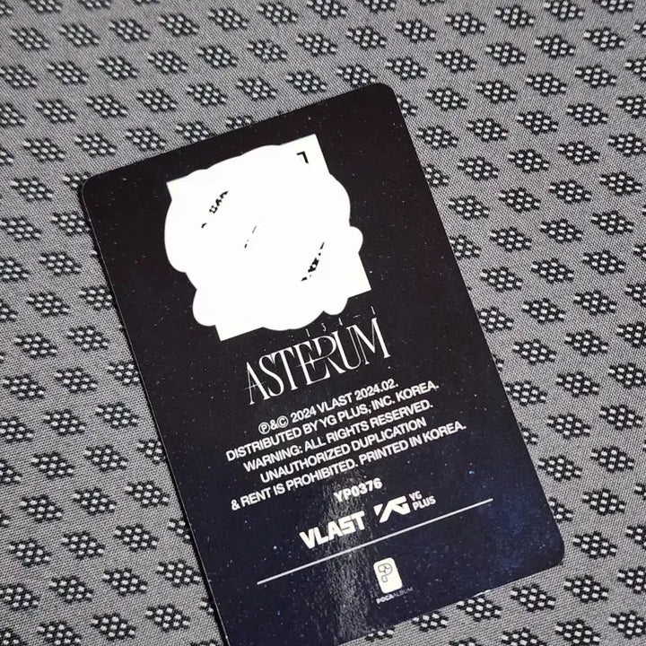 플레이브 2nd 미니앨범 포카앨범