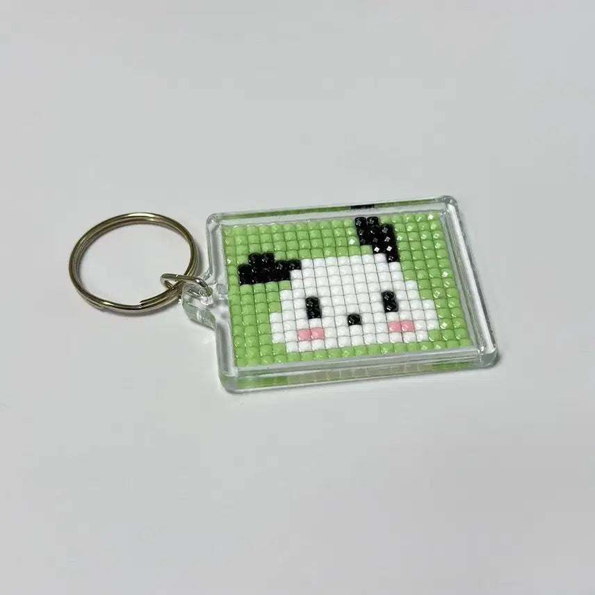 [BUNJANG] Sanrio Pochacco Gemstone Cross-Stitch Keychain / 산리오 포차코 보석십자수 키링