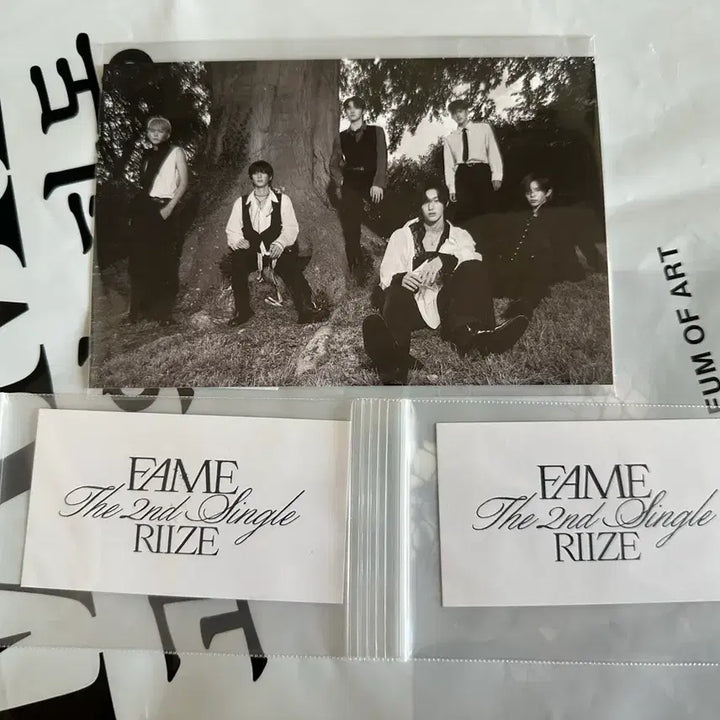 [BUNJANG] RIIZE Exhibition Limited Edition Postcard Set / 미개봉)라이즈 고요와 파동 전시회한정엽서 단체 시향지 은석 소희