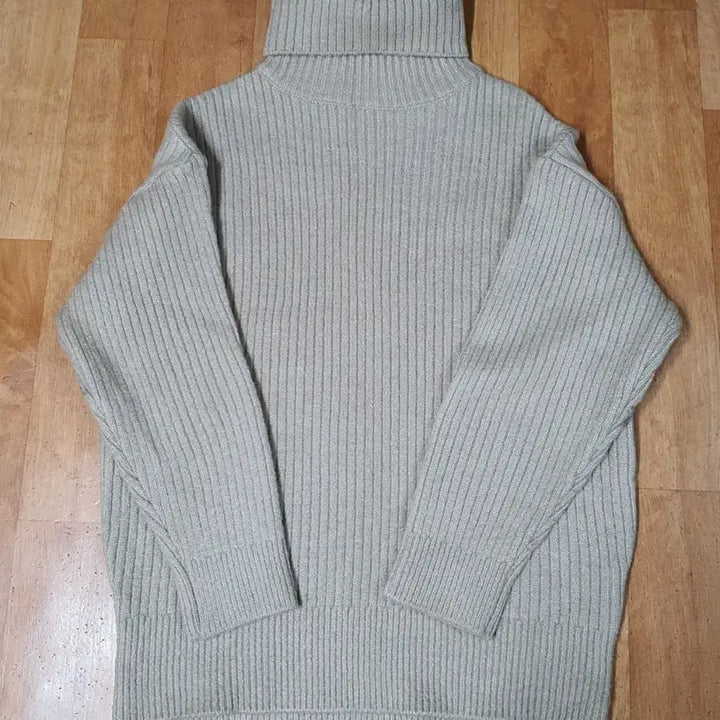 [BUNJANG] Naning9 Knit Top (Light Beige) / 난닝구 니트(새상품)