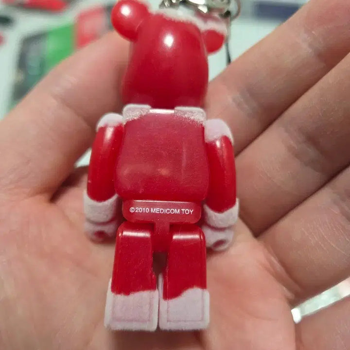 [BUNJANG] Bearbrick Flocked Version Collectible Figure / 베어브릭 2010년 플로키 축광 버전 베어브릭 팝니다.