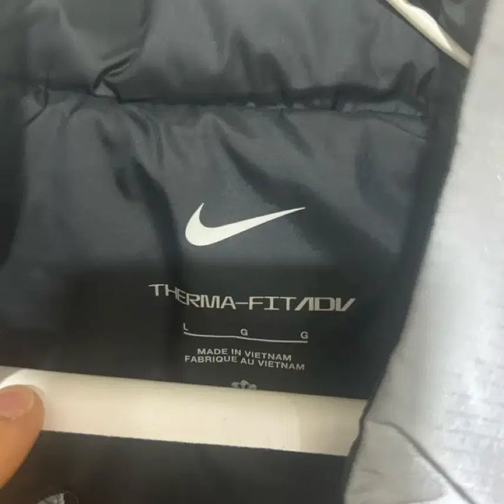 [BUNJANG] Nike Therma-FIT ADV Reflective Running Vest (Size L) / 나이키 써마핏 adv반사 러닝 조끼(사이즈L)