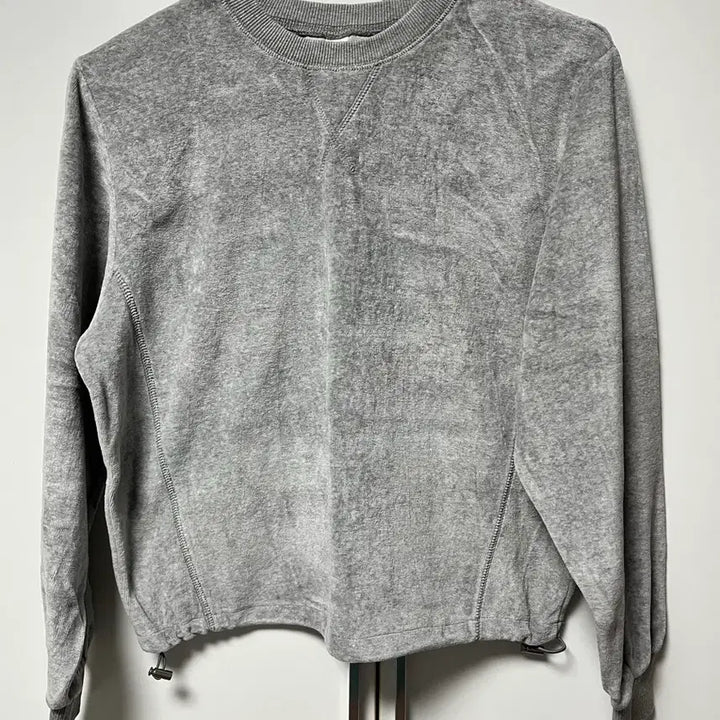 [BUNJANG] Ethos Velvet Sweatshirt (Gray) / 에토스 벨벳 맨투맨(그레이)