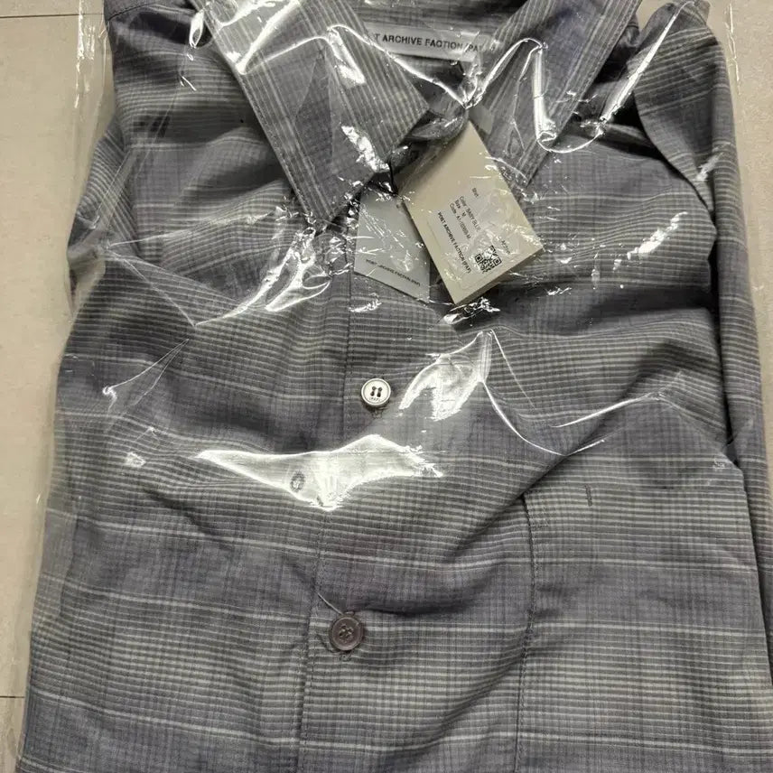 [BUNJANG] M Archive Checkered Shirt Baby Blue / [M]파프 archive 체크 셔츠 베이비블루 새상품