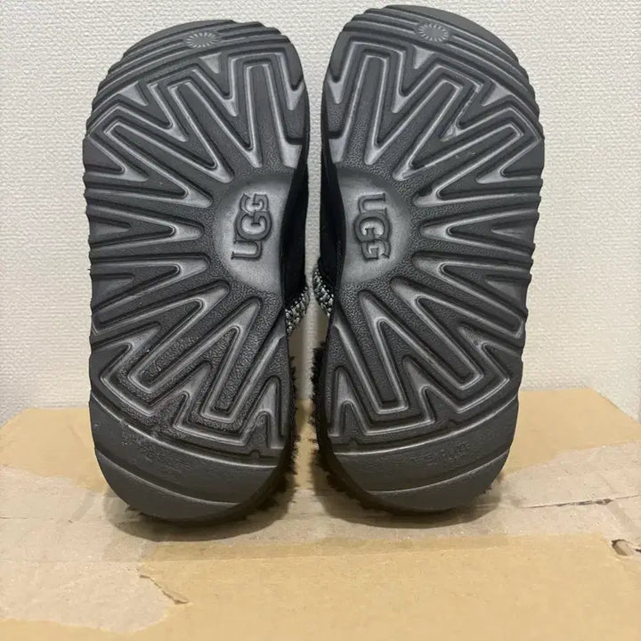 [BUNJANG] UGG Tasman Slipper 35 / UGG어그 타스만슬리퍼35