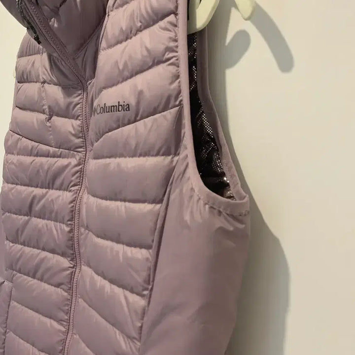 [BUNJANG] Columbia Omni-Heat Down Vest (Size S) / 여성 콜롬비아 옴니히트 오리털 패딩 조끼 S(55)