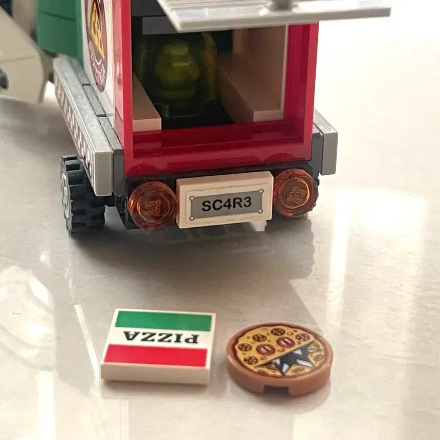 [BUNJANG] Lego The Lego Batman Movie Luigi's Pizza Full Package / 레고 배트맨 무비 70910 루이지 피자 (풀박)