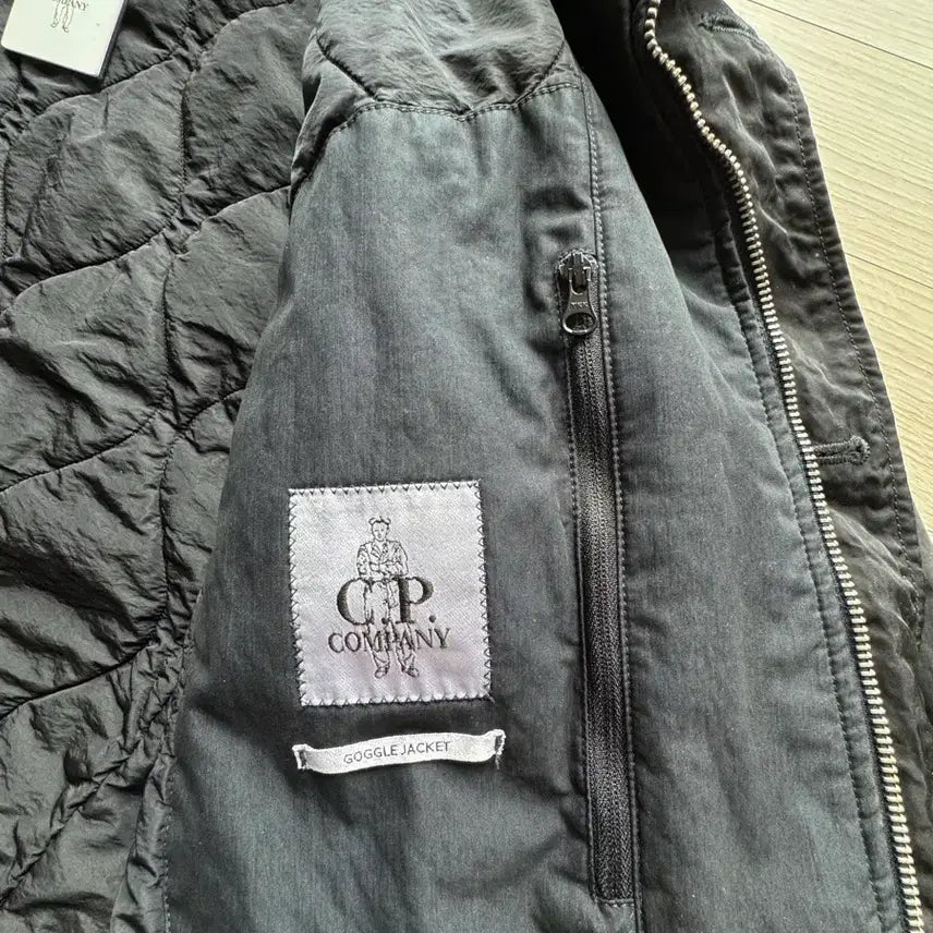 [BUNJANG] CP Company Black Goggle Jacket / CP컴퍼니 수류탄 탄창 포켓 시계창 고글자켓 블랙 새제품 48사이즈