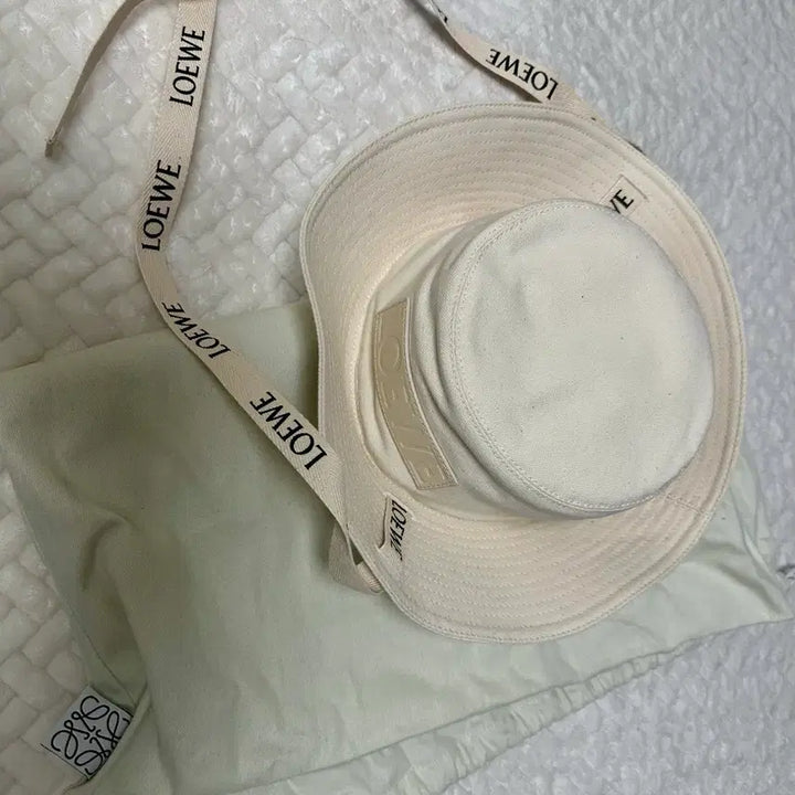 [BUNJANG] Loewe Bucket Hat 59 Size / 로에베 버킷햇 59사이즈