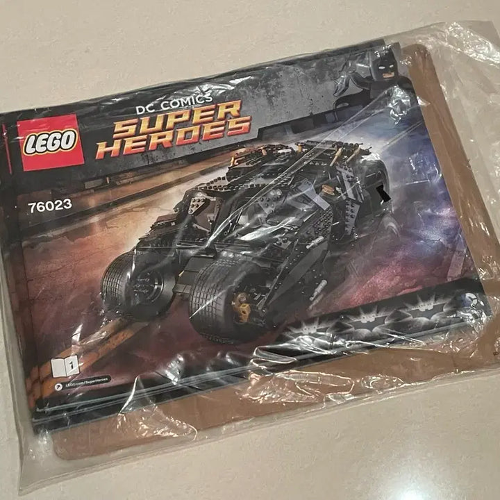 [BUNJANG] Lego Tumbler Batmobile 76023 (Full Box) / 레고 텀블러 배트모빌 블랙 76023 (풀박)