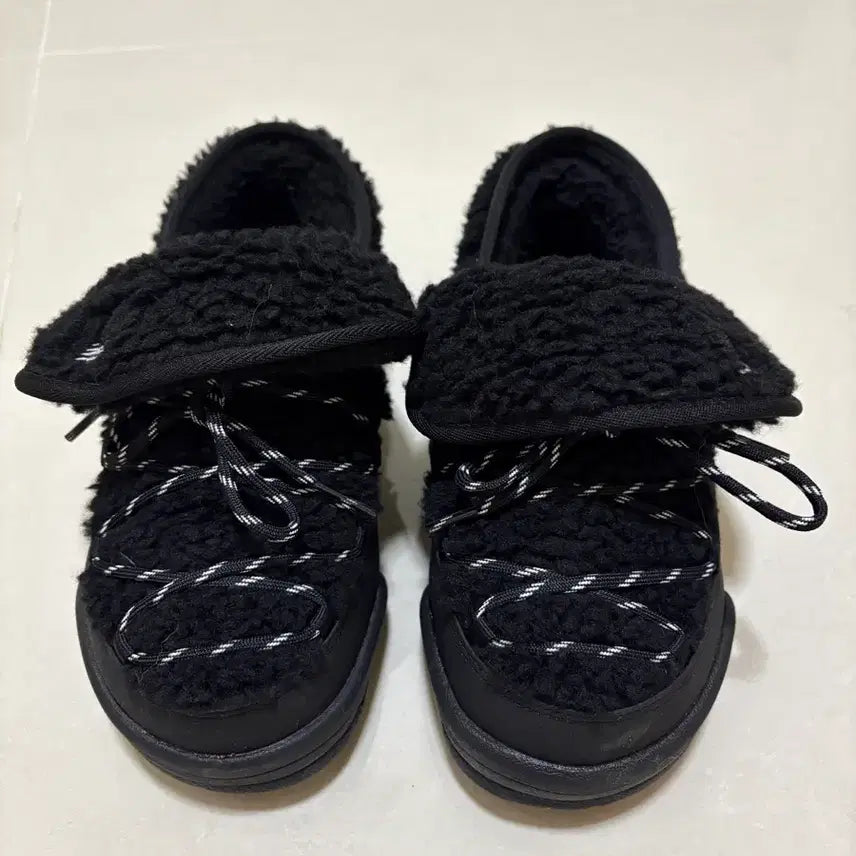 [BUNJANG] New Balance Black Fur Lined Boots / 뉴발란스 블랙 털 안감 부츠