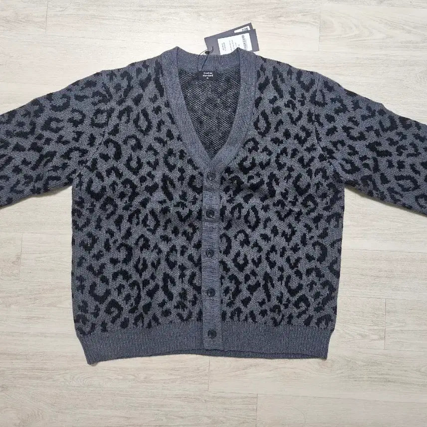 [BUNJANG] Leopard Mohair Cardigan (Size L) / 새상품 무신사 레오파드 모헤어 가디건 L