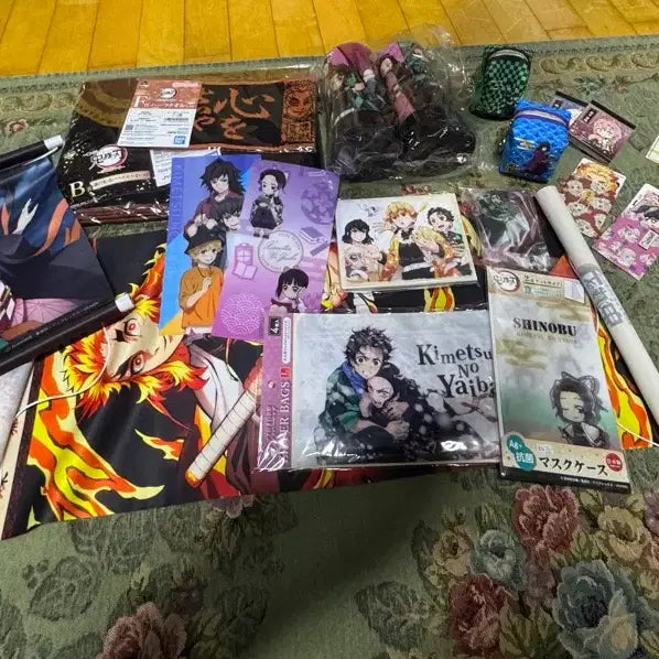 [BUNJANG] Demon Slayer Merchandise Bundle Set / 귀멸의 칼날 굿즈 대량 판매