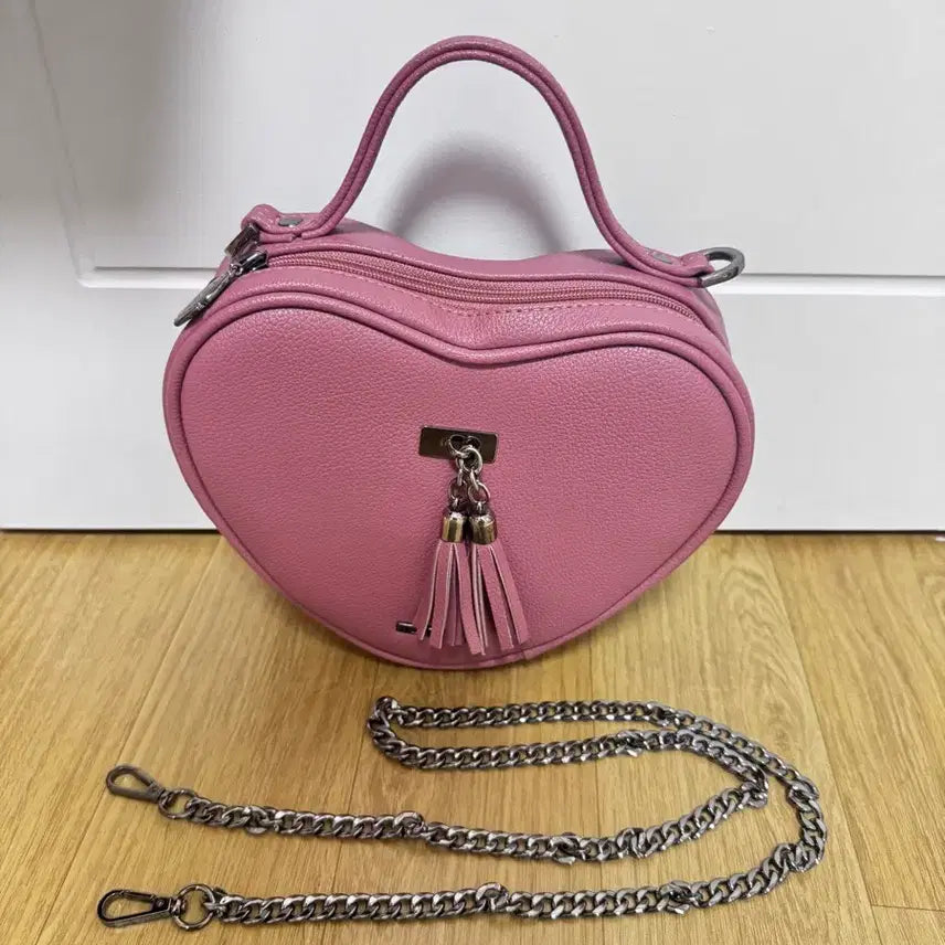 [BUNJANG] YODA Heart Chain Crossbody Bag / YODA 요다 하트체인크로스백