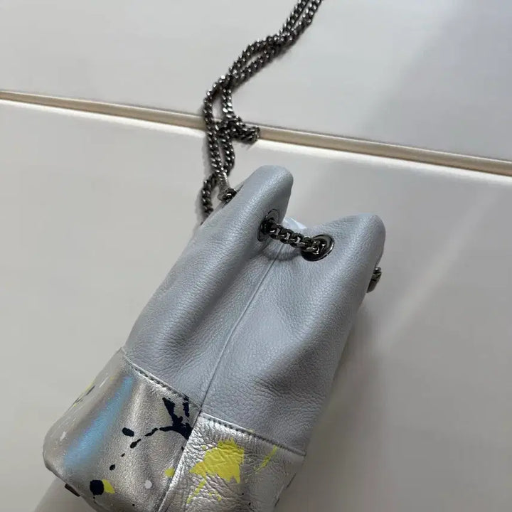 [BUNJANG] TOM GREYHOUND x DECKE Leather Bucket Bag / [1회착용.정가50] 톰그레이하운드x덱케 콜라보 레더 버킷백 한섬