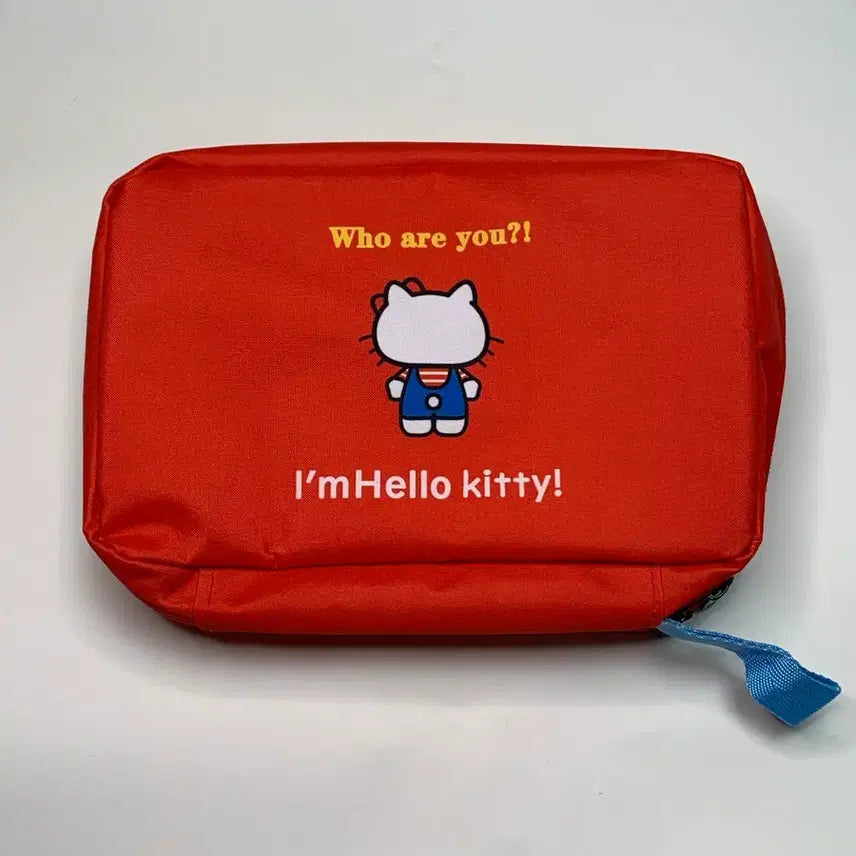 [BUNJANG] Hello Kitty Red Hanging Wash Bag / 헬로키티 레드 파우치 가방 여행용 행잉워싱백 벽걸이