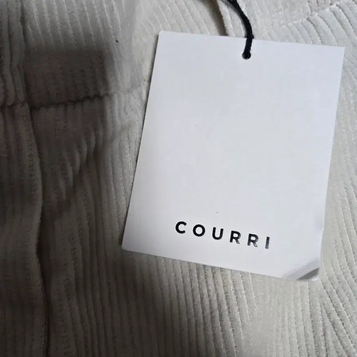 [BUNJANG] COURRI Ivory Corduroy Pants / 미사용품 코우리 COURRI 아이보리 코듀로이 골덴 바지