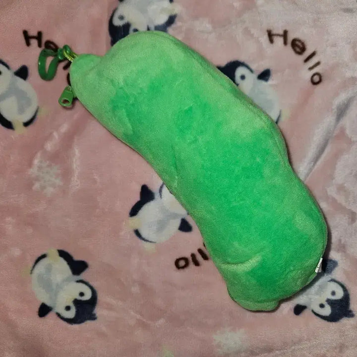 [BUNJANG] Unbranded Pea Plush Pouch / 완두콩 인형파우치 (1->0.86