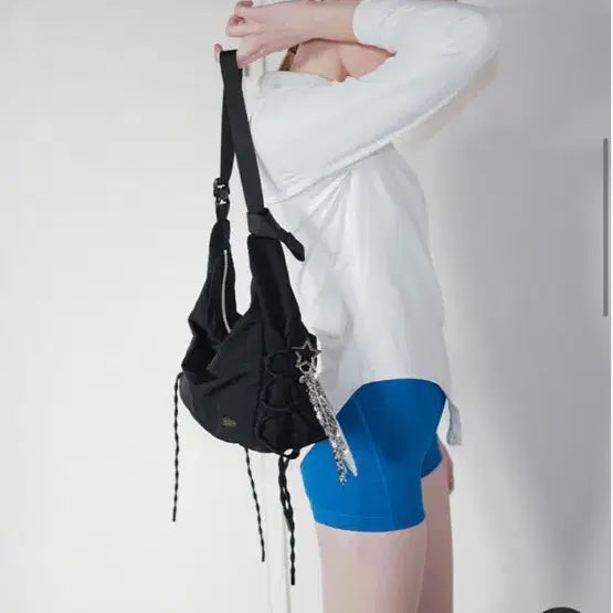 [BUNJANG] Treasure Junghwan Shoulder Bag (Black) / 트리마치 루피 숄더백 블랙 새제품