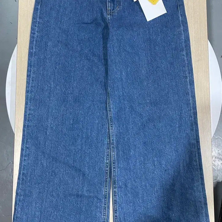 [BUNJANG] STU Women's Flared Denim Pants (L) / STU 우먼 플레어드 데님 팬츠 (L)