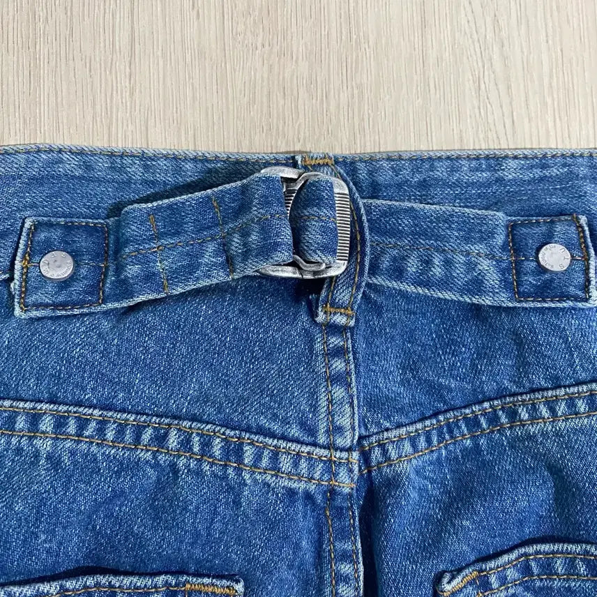 [BUNJANG] STU Women's Flared Denim Pants (L) / STU 우먼 플레어드 데님 팬츠 (L)