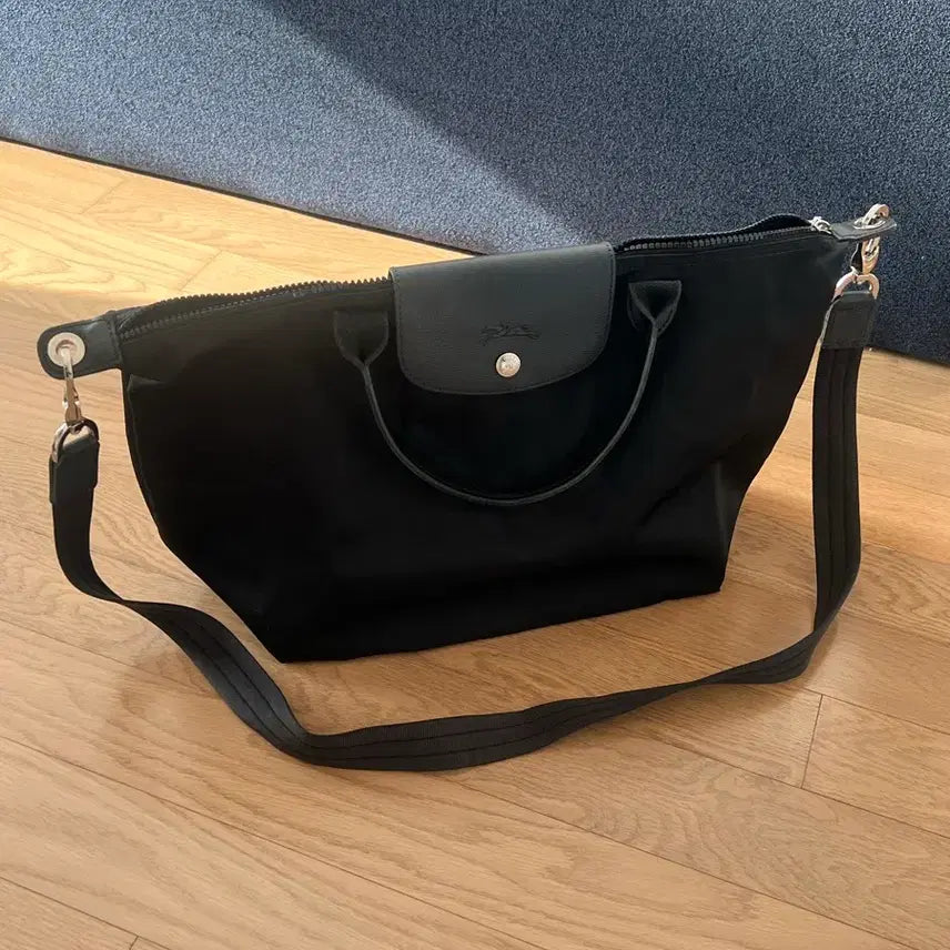 [BUNJANG] Longchamp Le Pliage Black Tote Crossbody Medium Bag / 롱샴 르 플리아쥬 블랙 토트 크로스백 미디움