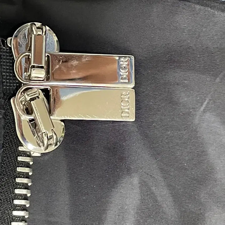 [BUNJANG] Dior Oblique Down Jacket Black Technical Jacquard (Size 48) / 디올 오블리크 다운 재킷 블랙 테크니컬 자카드(48)