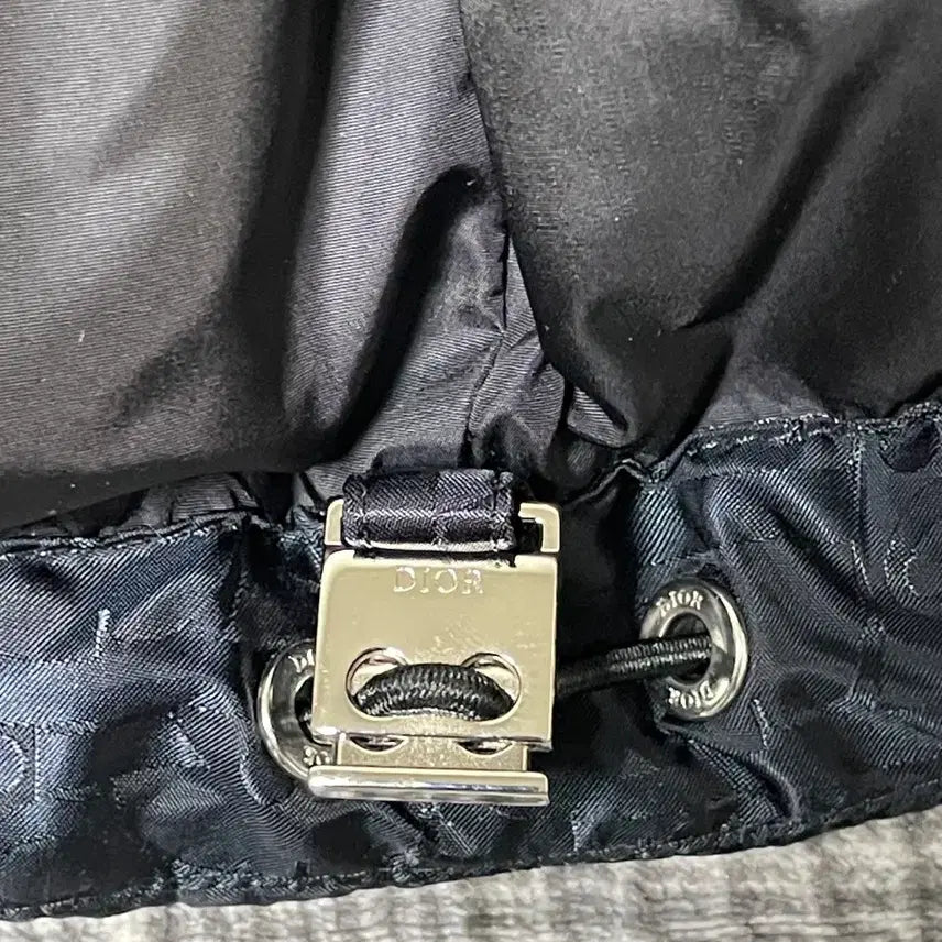 [BUNJANG] Dior Oblique Down Jacket Black Technical Jacquard (Size 48) / 디올 오블리크 다운 재킷 블랙 테크니컬 자카드(48)