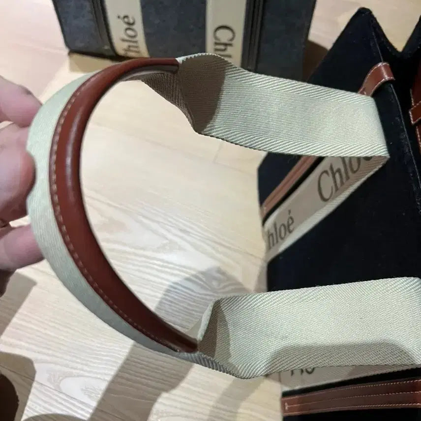 [SOLD OUT] 끌로에)우디백 라지