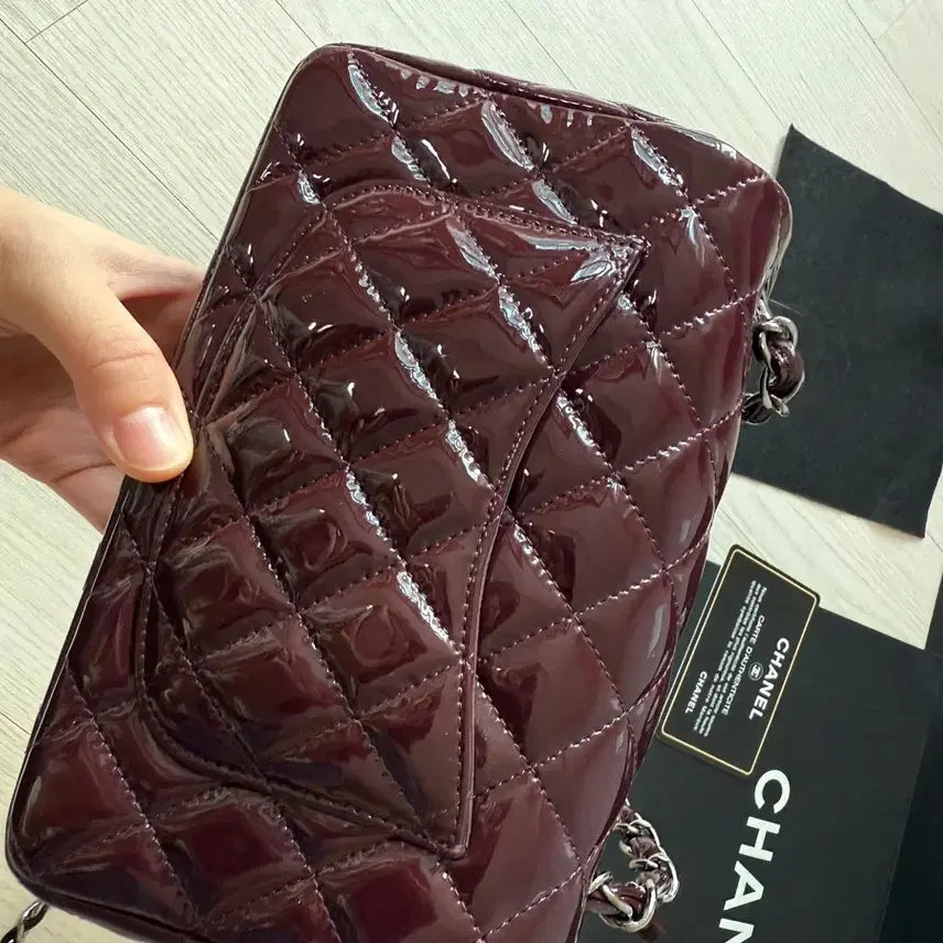 [BUNJANG] Chanel New Mini Flap Bag / 샤넬 뉴미니 플랩백