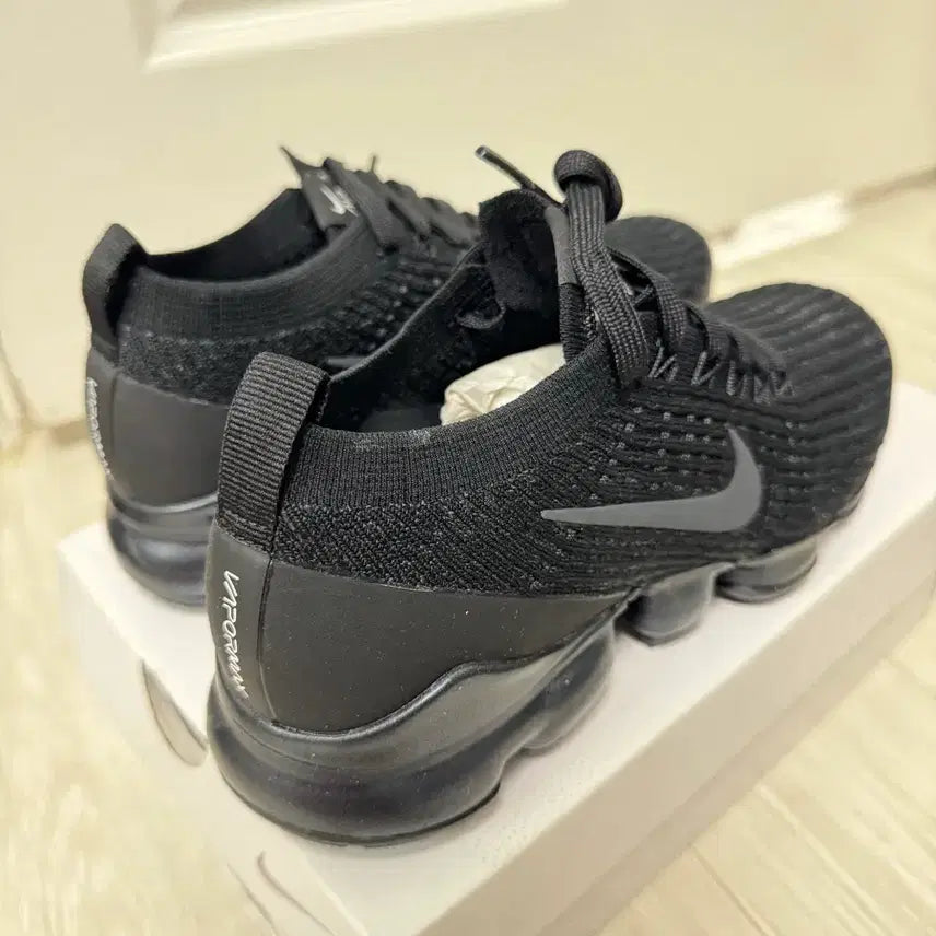 [BUNJANG] Nike Air VaporMax Flyknit 3 (Size 245) / [새상품]나이키 에어 베이퍼맥스 플라이니트3 245