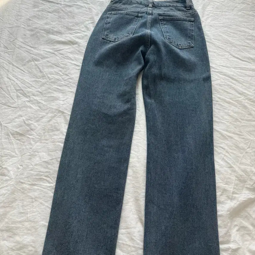 [BUNJANG] LOCLE 로클 진청데님 팬츠 / LOCLE 로클 진청데님 팬츠