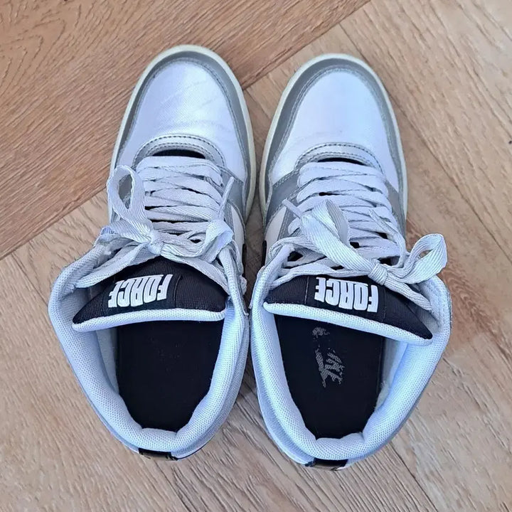 [BUNJANG] Nike Height-Increasing Sneakers / 나이키 키높이 약230-235