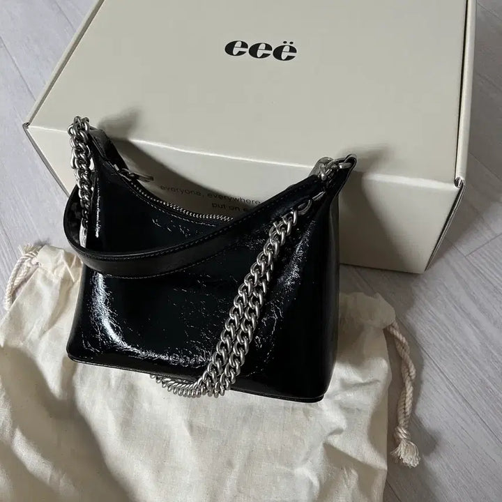 [BUNJANG] eee Mini City Bag / eee 미니시티백